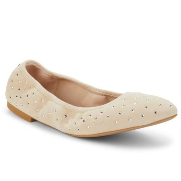 NWT Stuart Weitzman Cream Ballet Flats size 7.5 - Picture 2 of 9